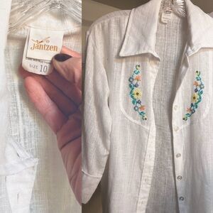 Jantzen White Blouse with Colorful Floral Embroidery
